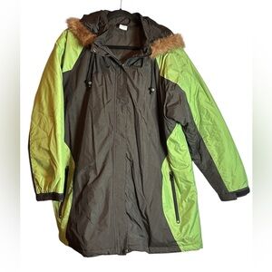 Junonia size 1X Green & Black Winter Parka Coat with Faux Fur Hood Trim